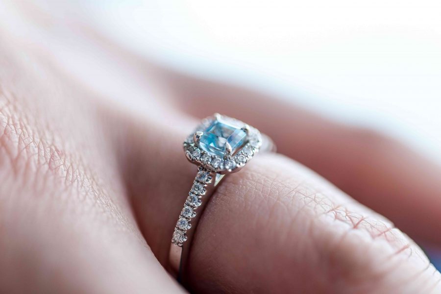 Vintage glamour. | Wedding rings vintage, Antique engagement rings, Best  engagement rings